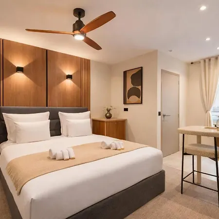 Lovely studio near Montparnasse station Appartamento Parigi