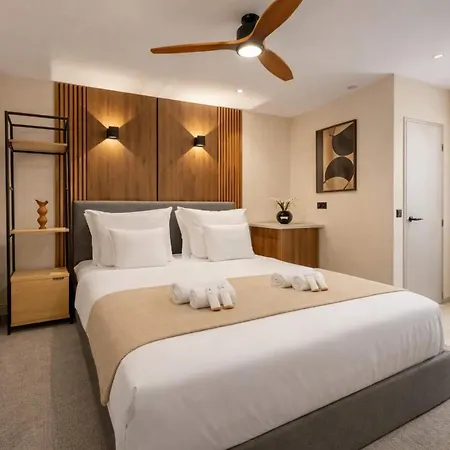 Lovely studio near Montparnasse station Appartamento Parigi